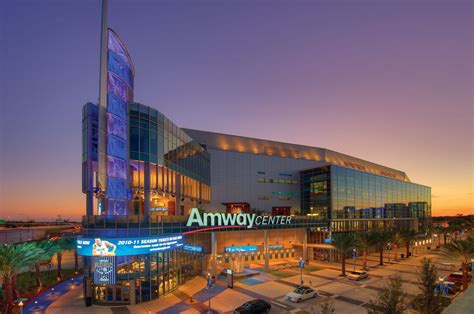 where is the amway center in orlando